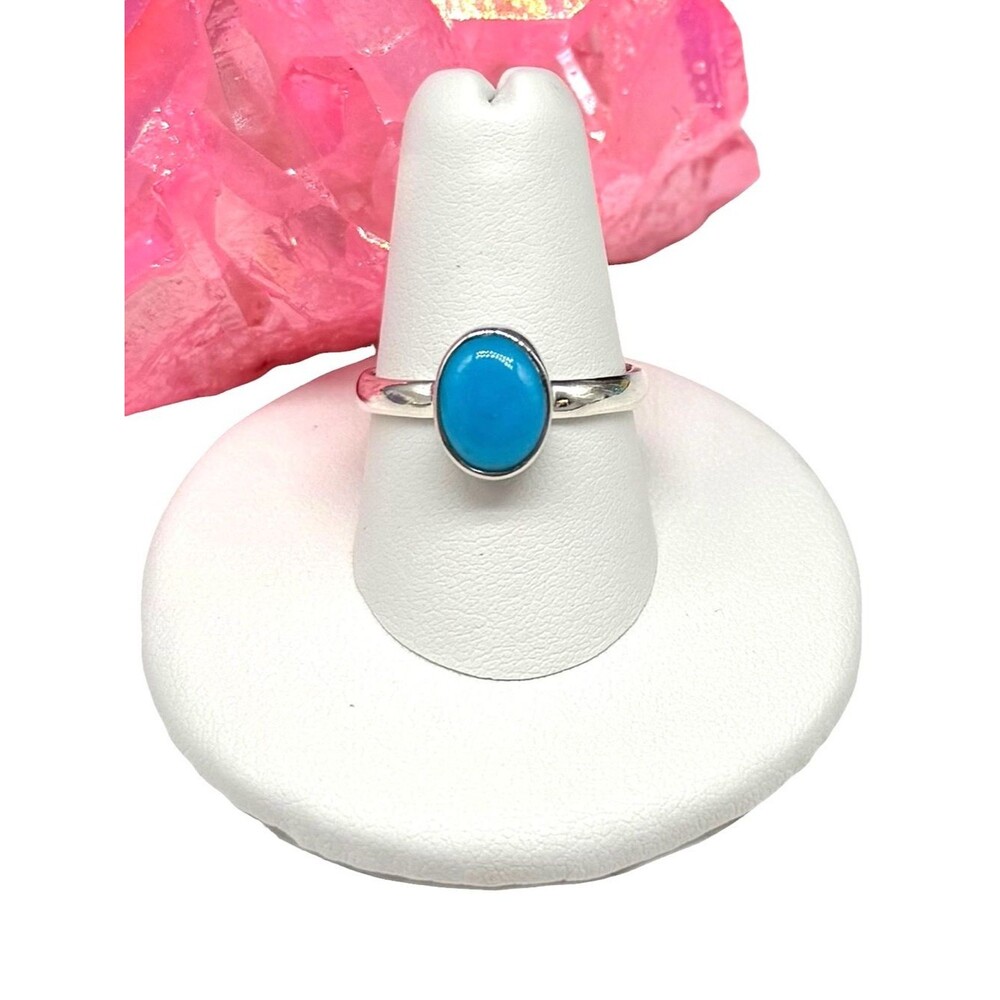 Aztec Mountain Turquoise Ring Size 8 Solid 925 Sterling Silver Dainty Oval Stone